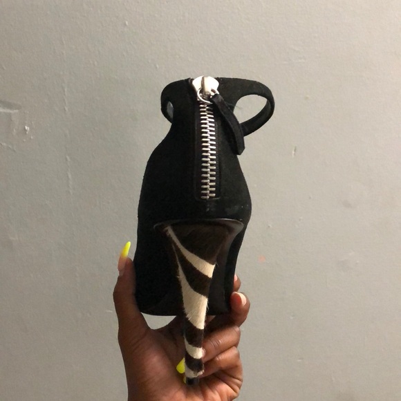 black Giuseppe heels - Picture 4 of 4